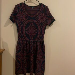 Romeo + Juliet Couture Black & Wine Damask Sweater Dress
